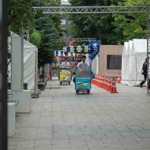 Corns’ Wagon in the Odori Koen Park, Sapporo (大通公園とうきびワゴン)