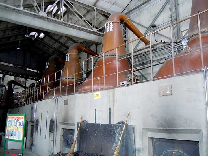 nikka whisky factory tour