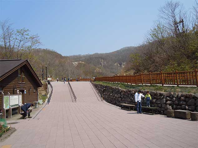 entrance-of-jigokudani
