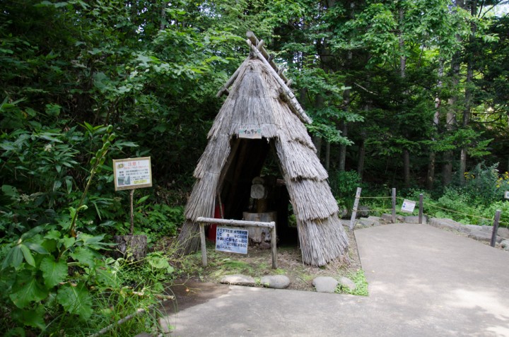sapporo-ainu-culture-center2015-8