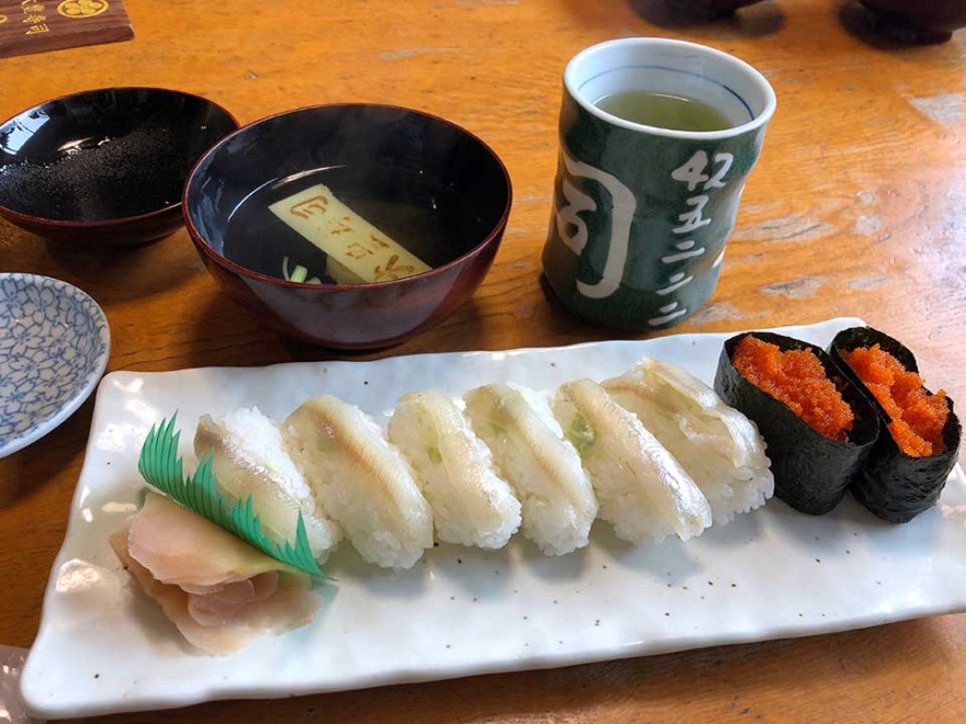 Shishamo Sushi in Mukawa
